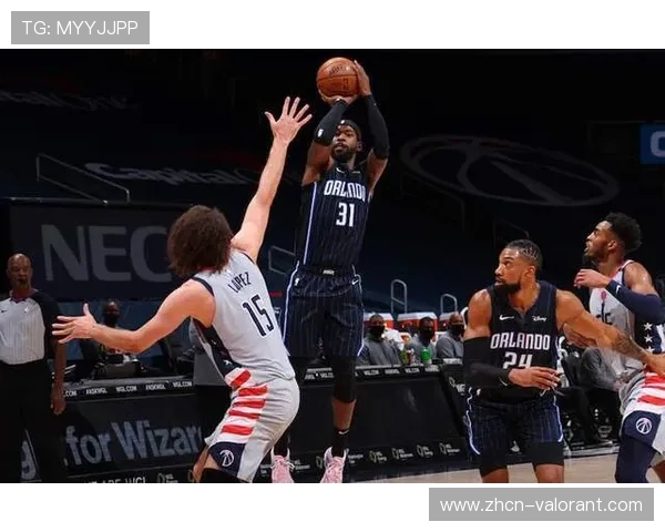 里法队福茨远投大赛夺冠，乔尔亨利扣篮大赛登顶